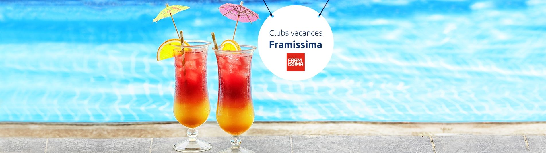 Cocktails au bord de la piscine